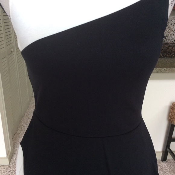 🌸 Color Blocked Skater Dress 🌸 - Picture 6 of 6